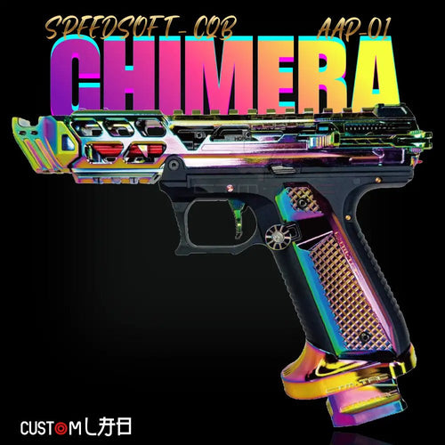 Profil gauche de la réplique AAP 01 Custom CHIMERA avec finition électroplaquée Rainbow