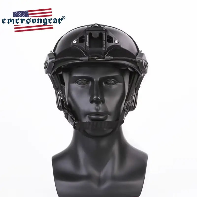 casque fast fma emersongear noir vue de face sur mannequin