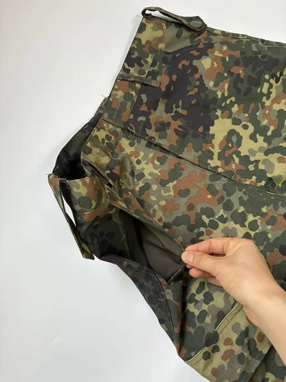 tenue airsoft veste flecktarn details poche du pantalon